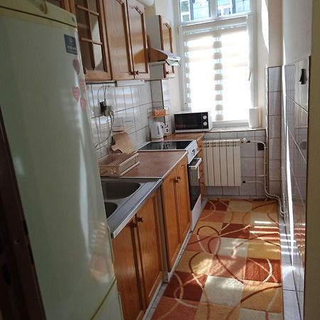 Apartament Kolo Dworcu Przemyśl Exteriör bild