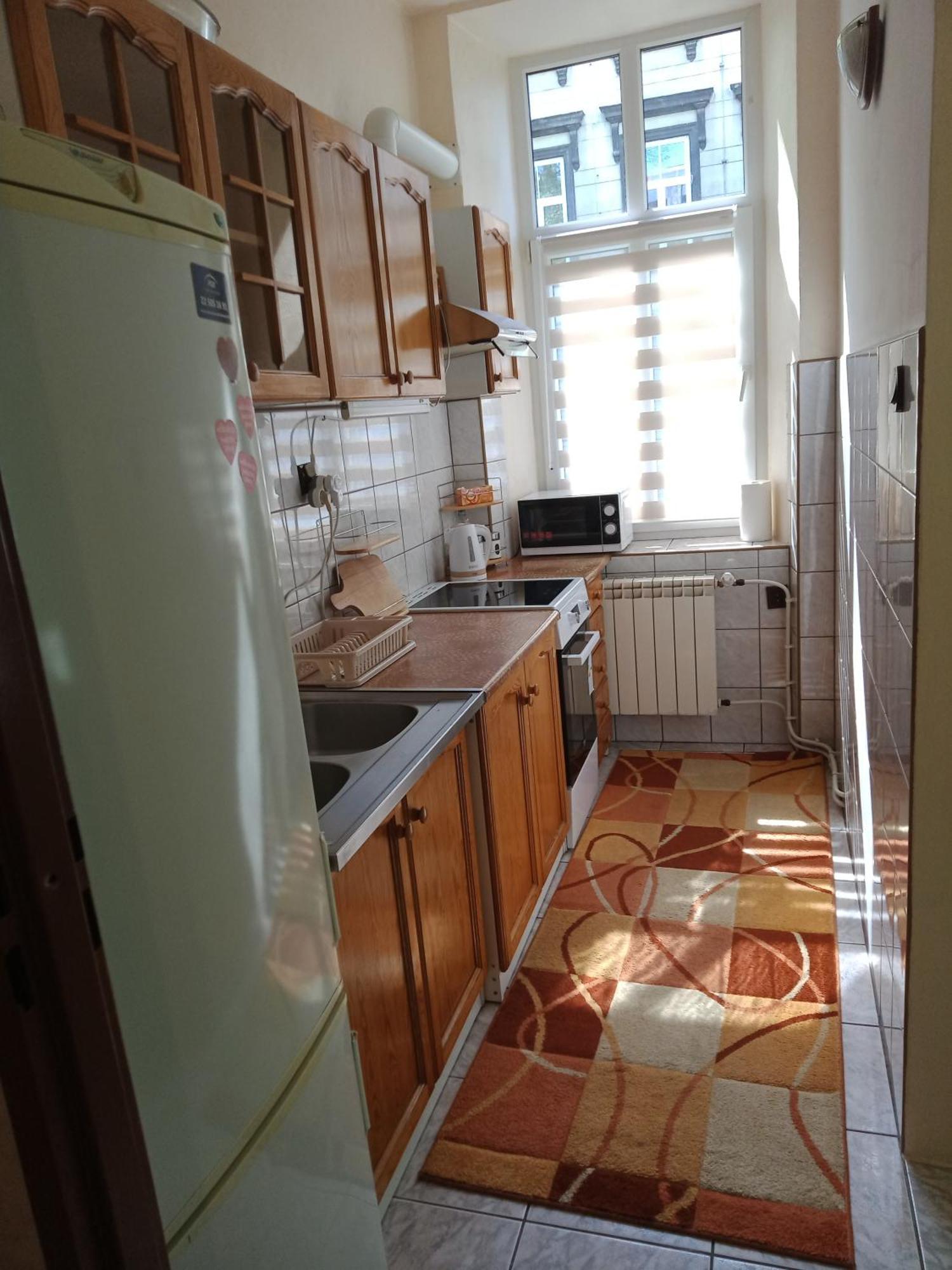 Apartament Kolo Dworcu Przemyśl Exteriör bild